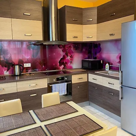 Cat Garden Elegant *