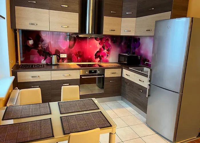 Dzīvoklis Cat Garden Elegant *