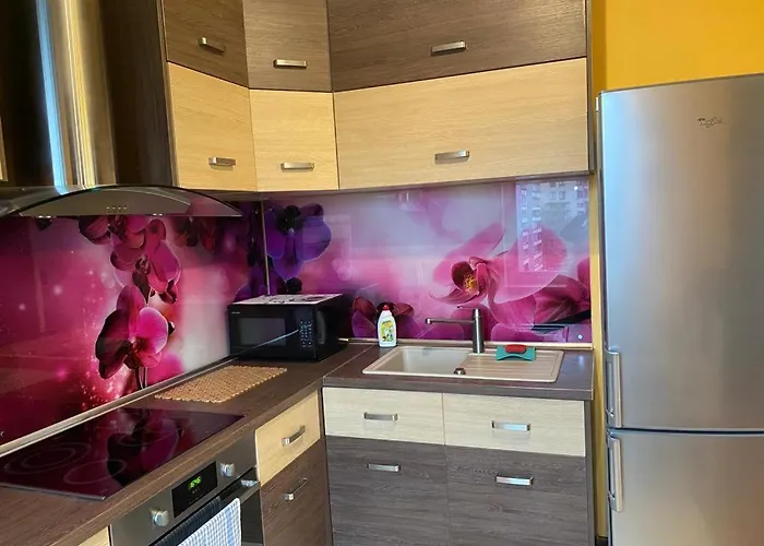 Cat Garden Elegant リガ