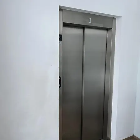 Cat Garden Elegant Apartmán *